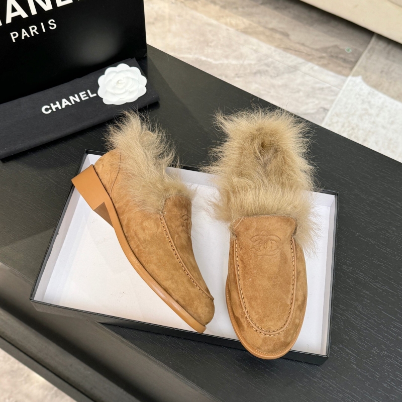 Ch**el loafers